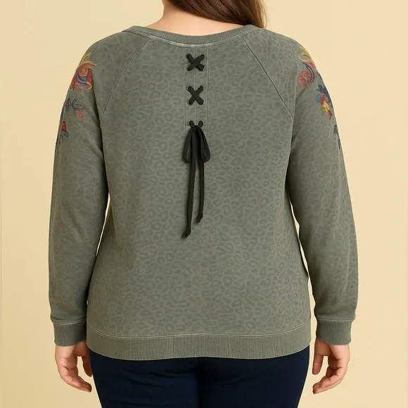 Standard Grace - Mossy Green Leopard Top M - Picture 2 of 11